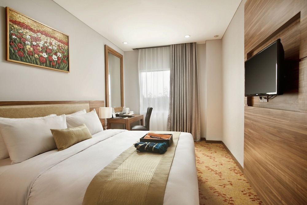 Grand Serela Yogyakarta 16/65