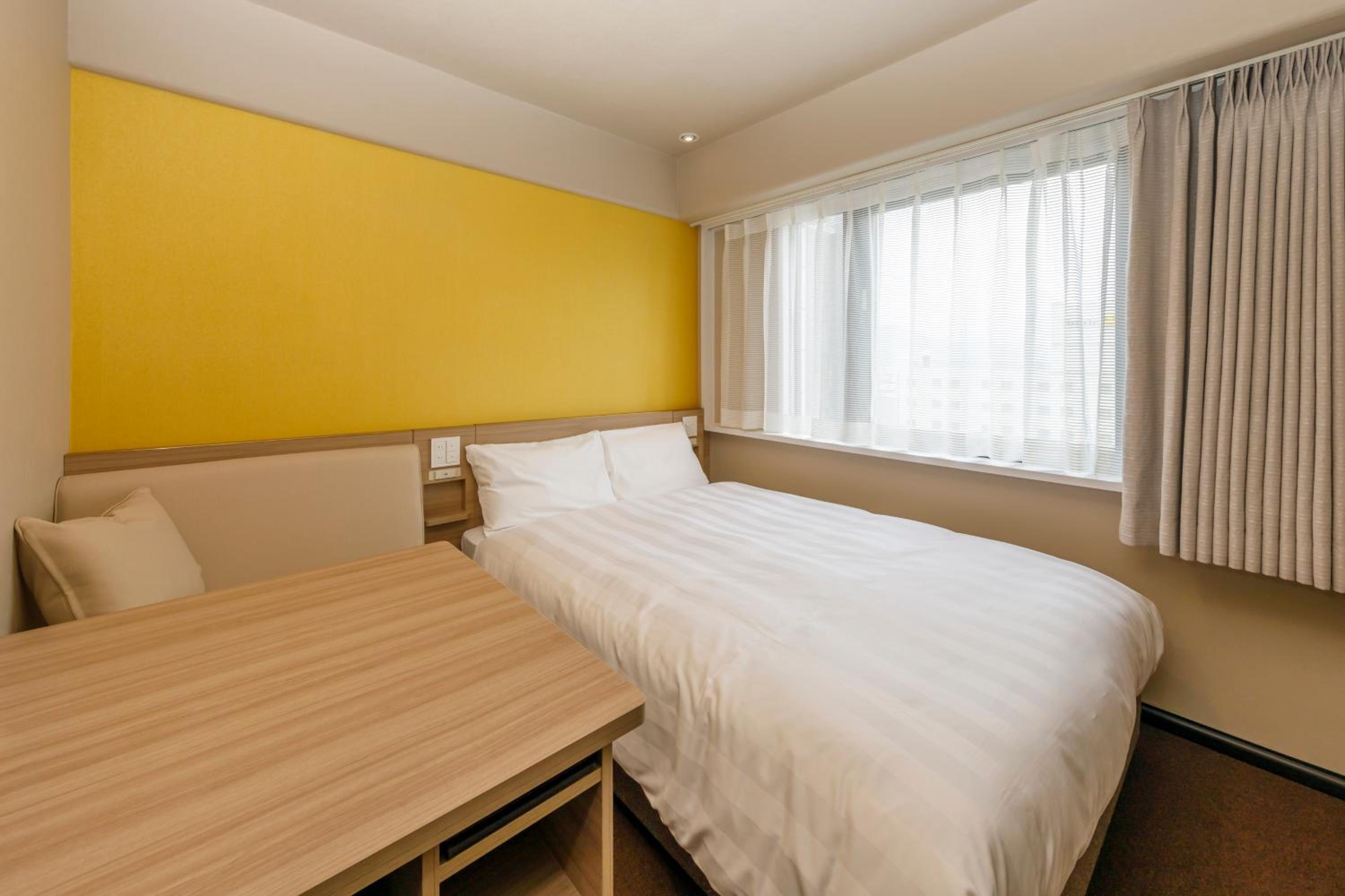 Room, Double Bed