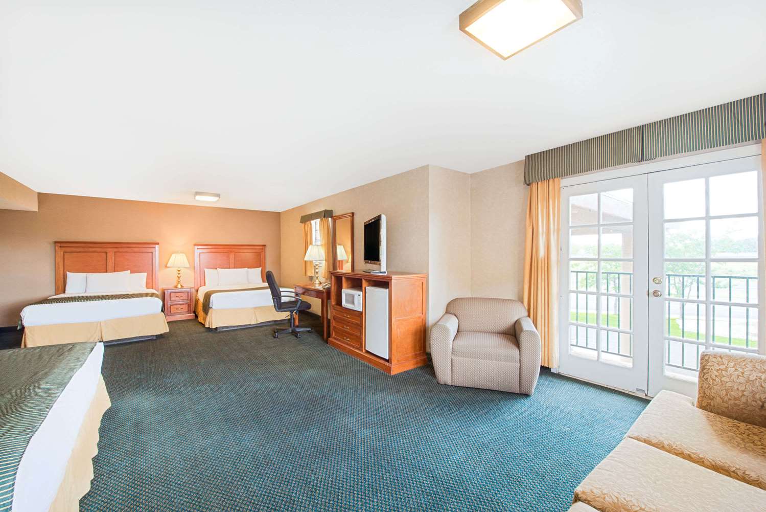 Ramada By Wyndham Flagstaff East 18/48