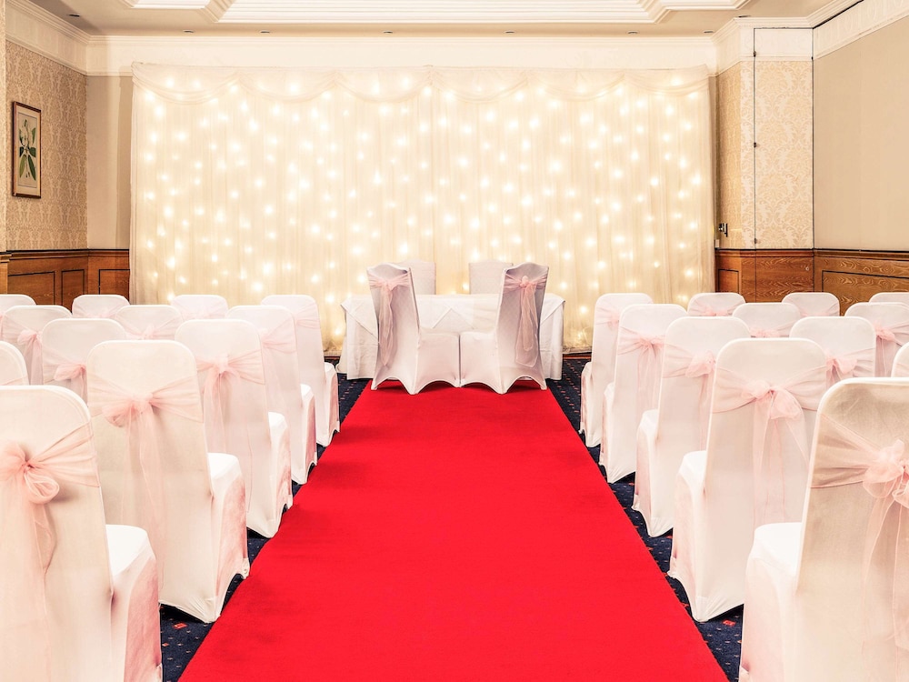 MERCURE YORK FAIRFIELD MANOR HOTEL 61/74