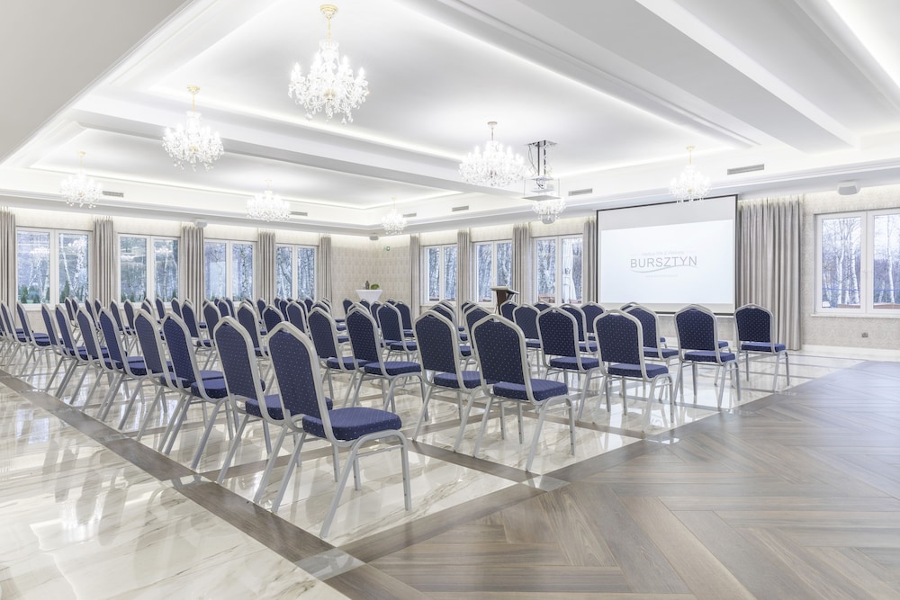 Bursztyn Medical Spa & Wellness 63/74