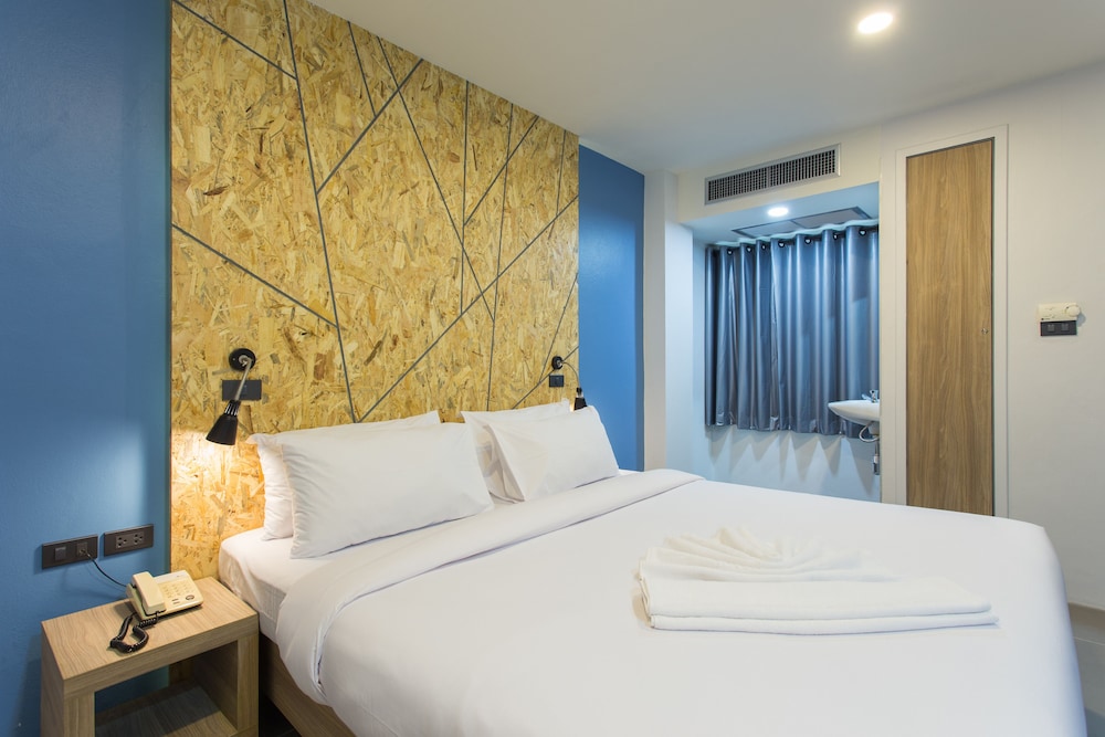 City Hotel 6/50