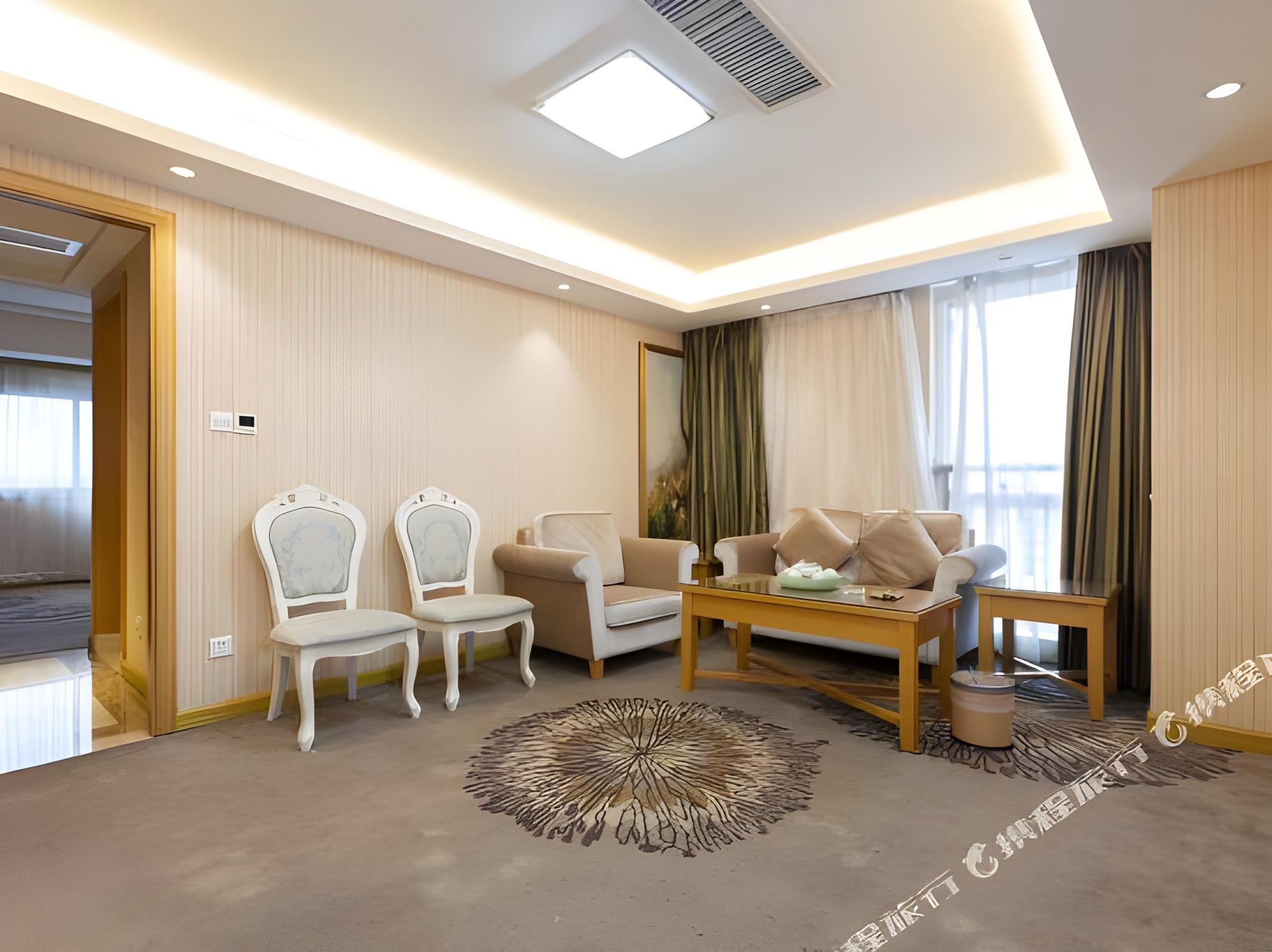 Vienna Hotel (Dongguan Tangxia Huayuan Street) 46/60