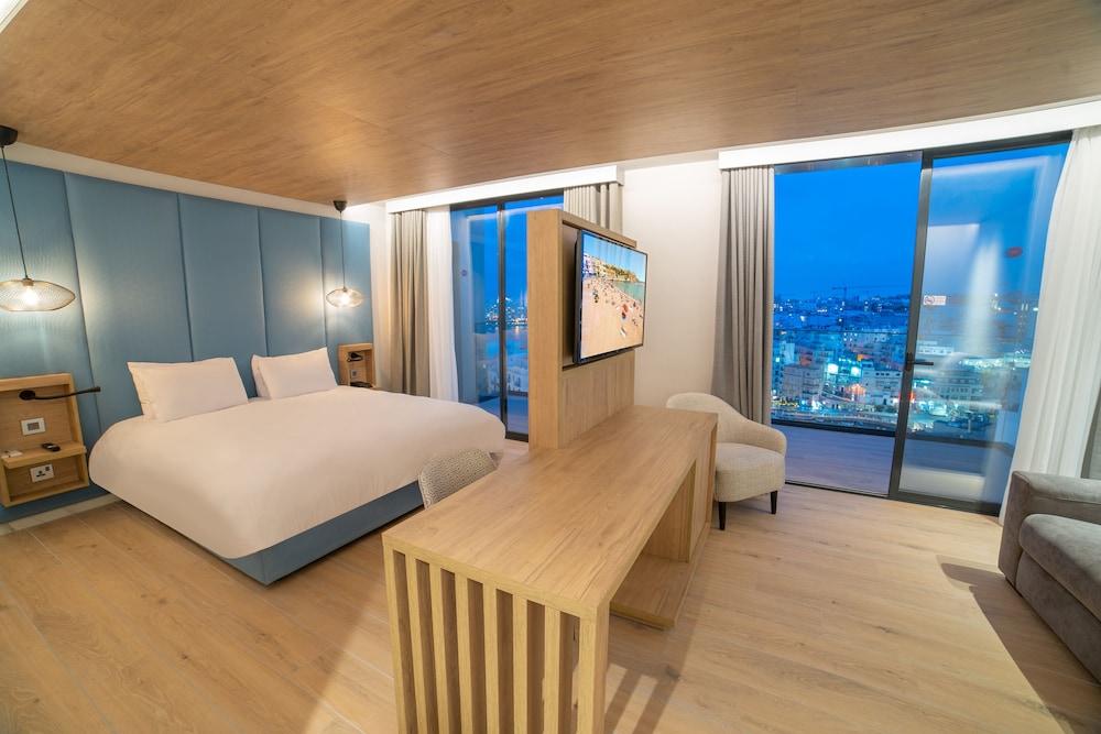 Mercure St. Julian s Malta 24/69