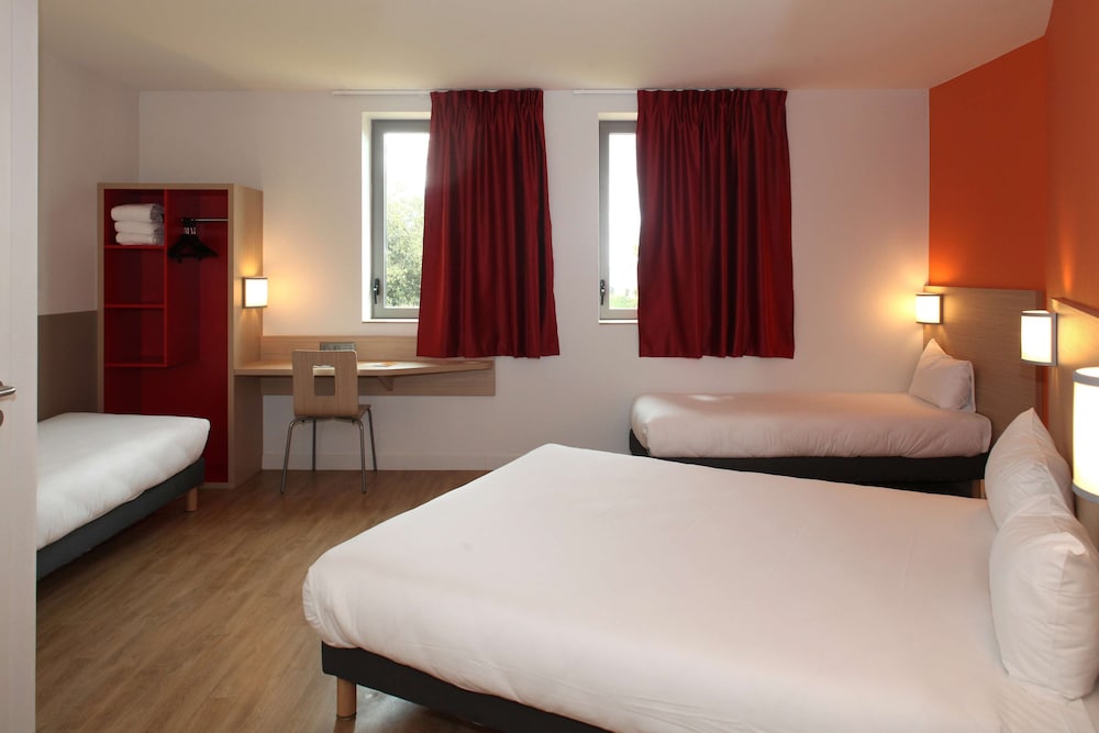 B&B HOTEL Laval Ouest 15/32