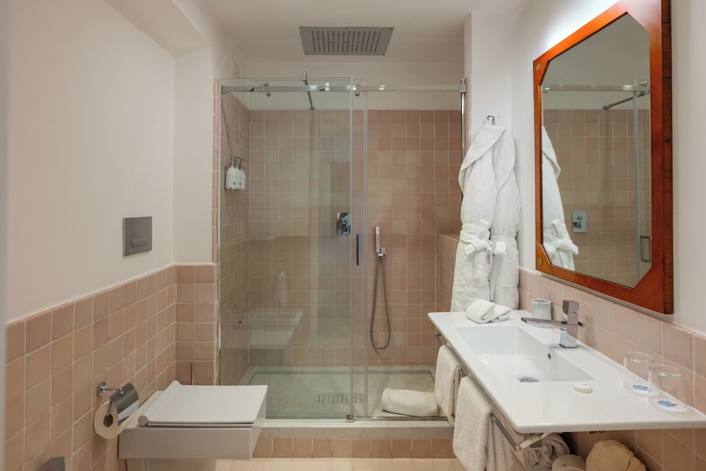 Santavenere Hotel 69/71