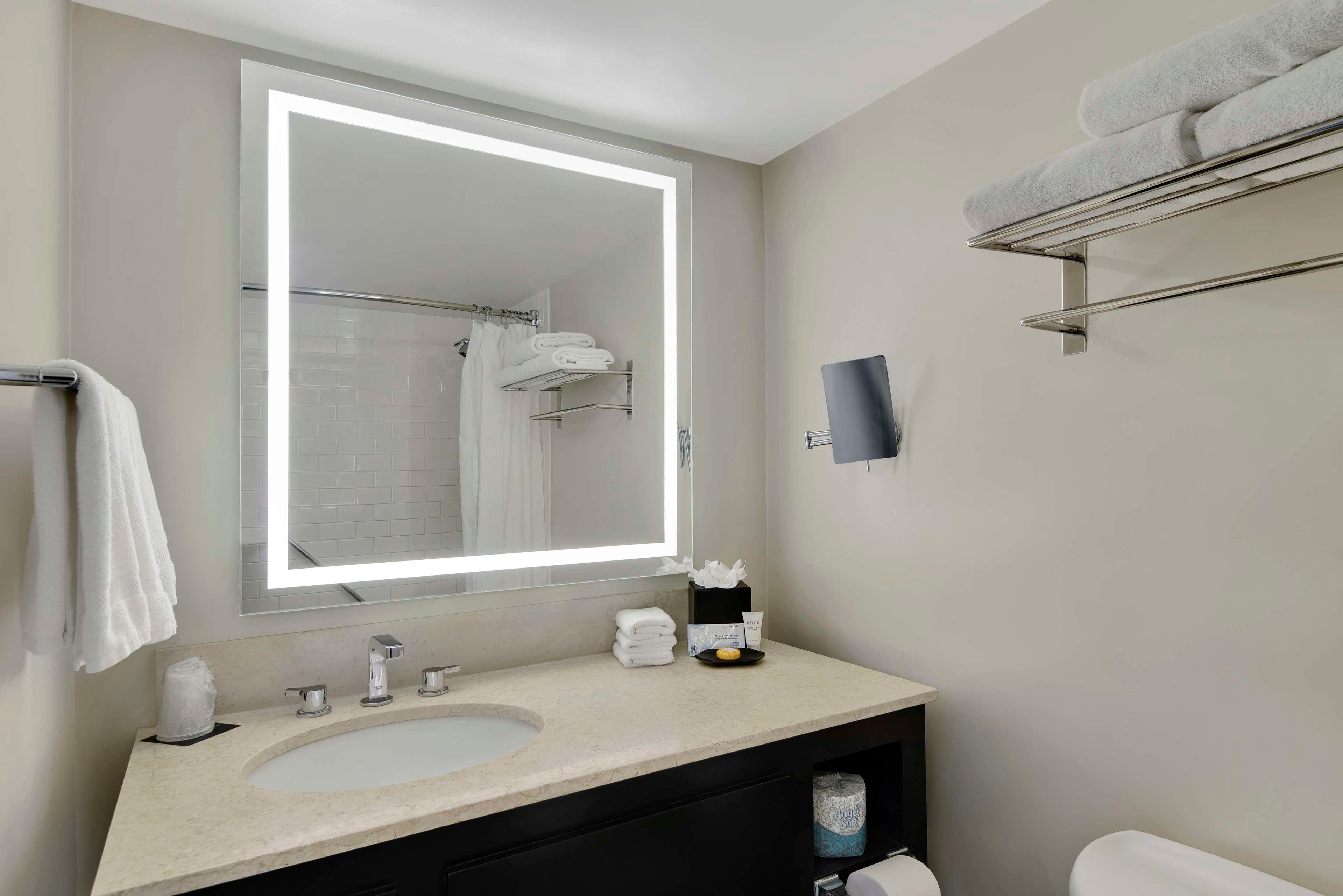 جناح بسرير كينج، Hotel Tampa Riverwalk 4/4