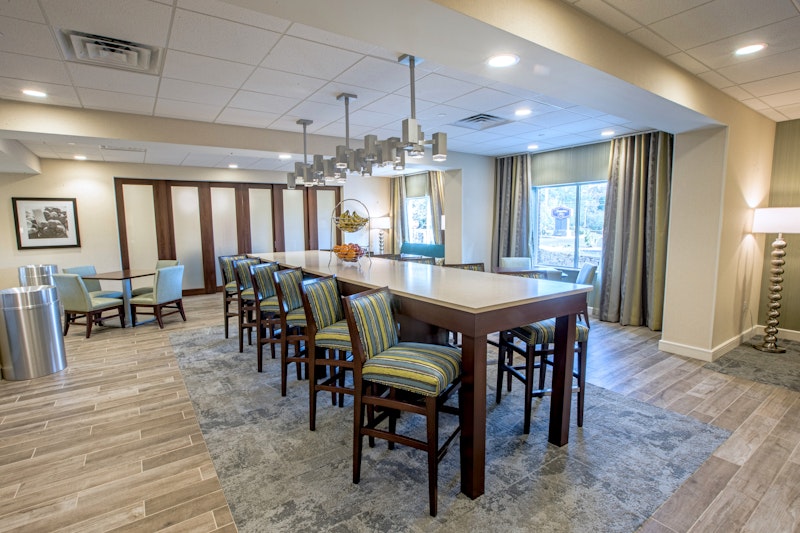 Hampton Inn by Hilton Amesbury 12/18