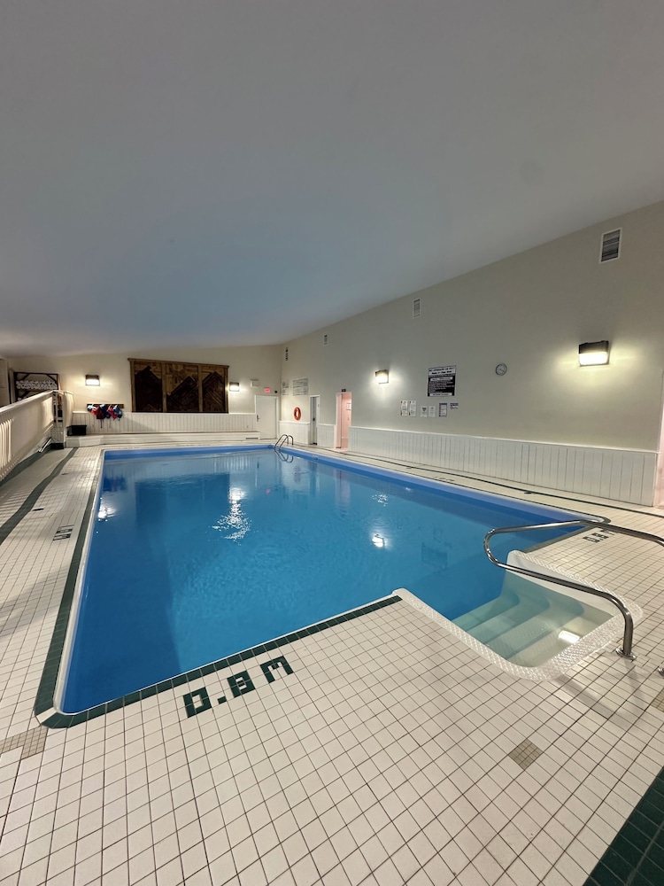 Banff Gate Mountain Resort 23/58