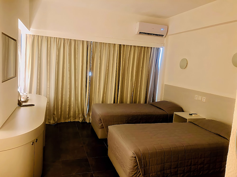 Sveltos Hotel 45/88