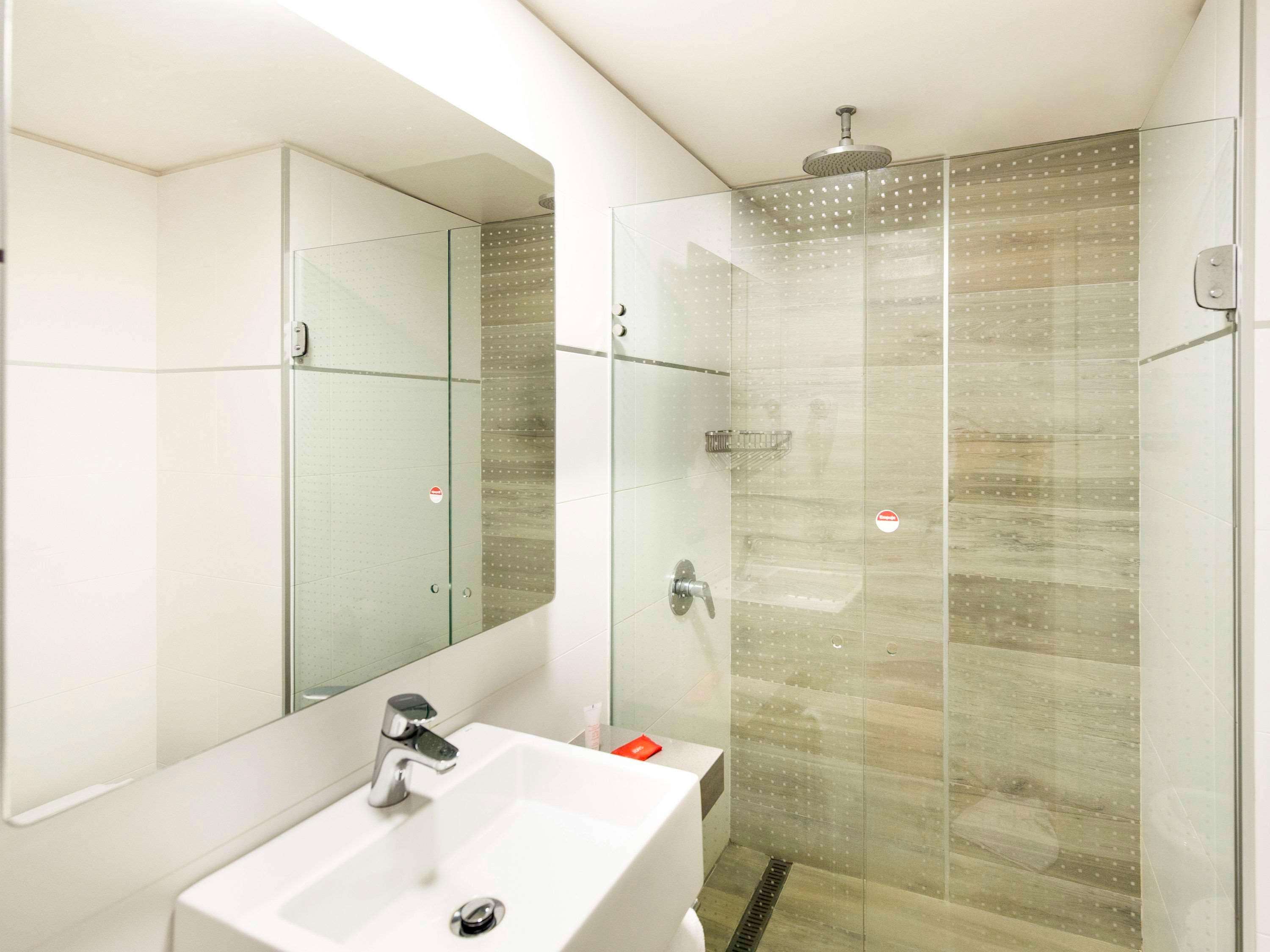 غرفة بسرير مزدوج، Hotel Ibis Montevideo 6/8