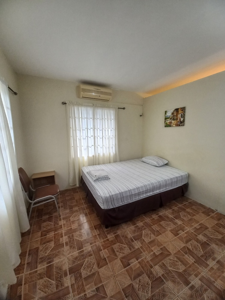 Shalom Guest House 7/19