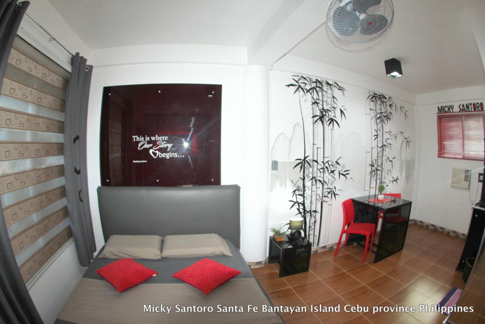 Micky Santoro Hotel & Restaurant 27/50