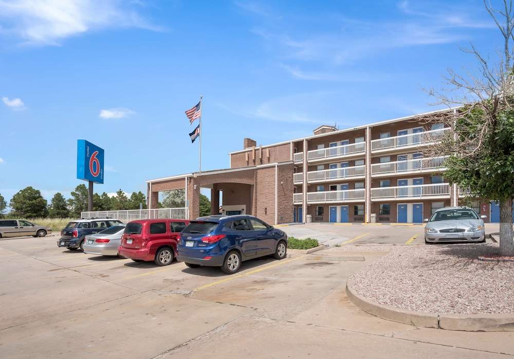 Motel6 Colorado Springs, CO - Air Force Academy 17/30