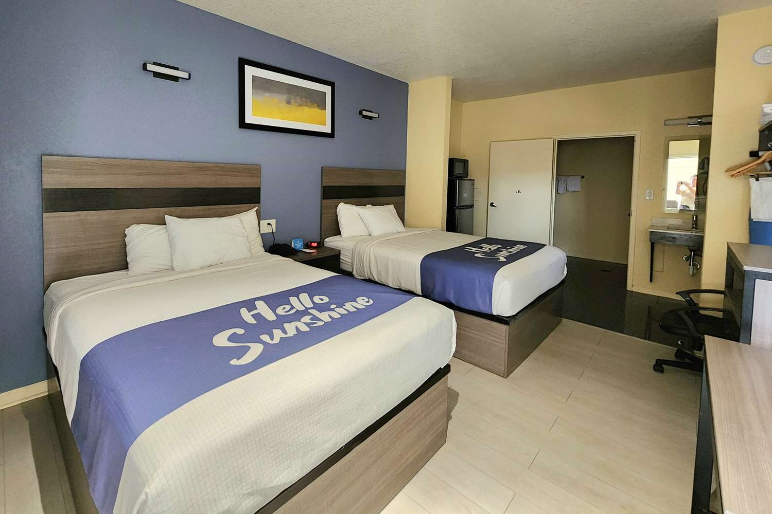 Days Inn By Wyndham Freeport 8/34