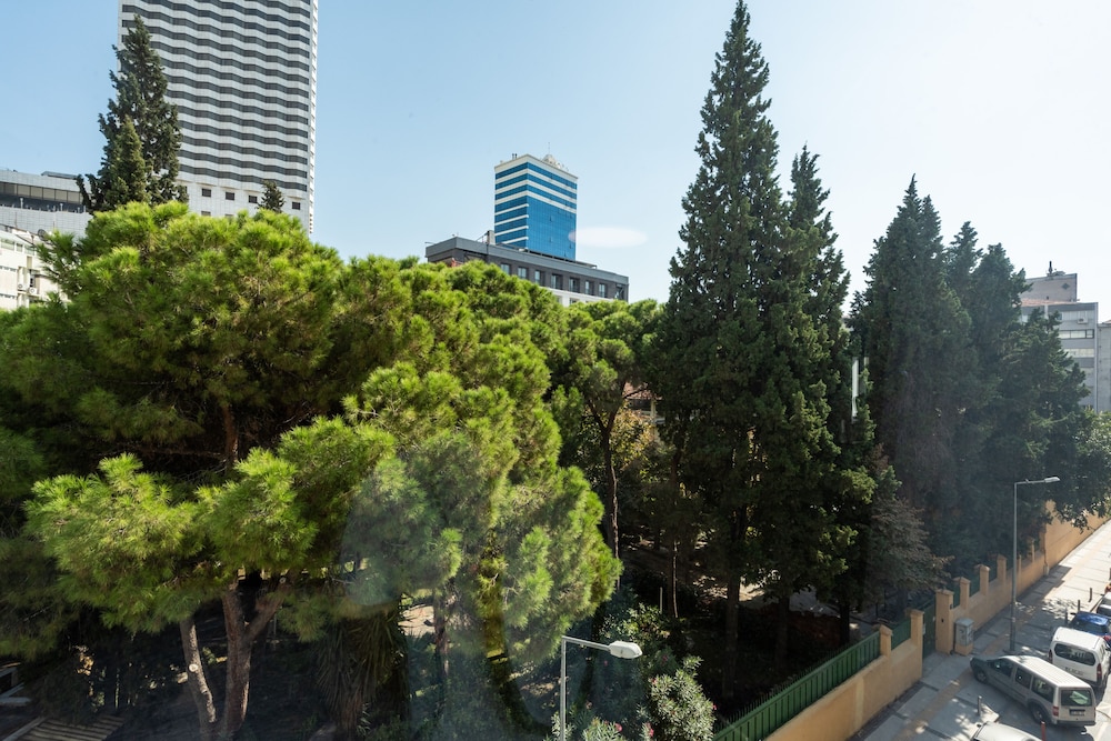 Ibos Hotels Izmir 60/64