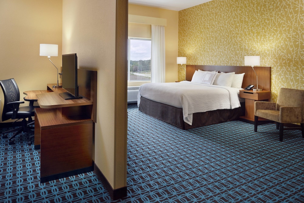 Fairfield Inn And Suites By Marriott Hendersonville Flat Rock 10/27