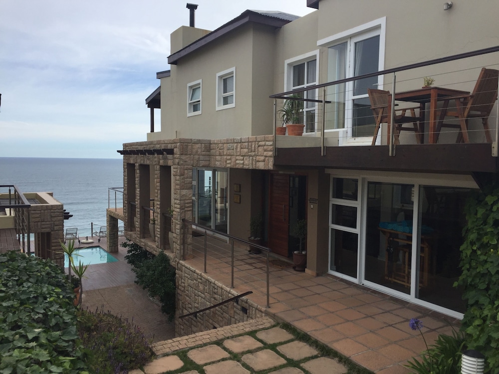 Brenton On Rocks Luxury Guest House 3/97