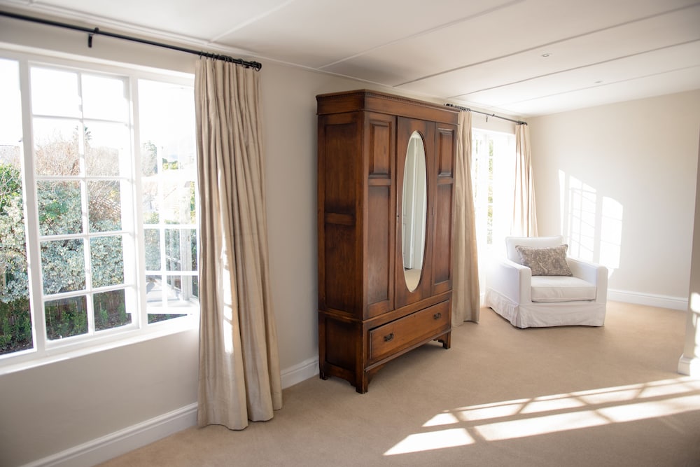 Lobby at River Manor Boutique Hotel, STELLENBOSCH