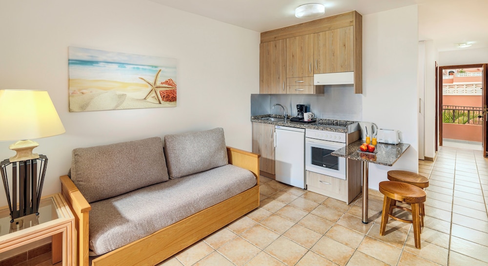 Sol Sun Beach Apartments 39/60