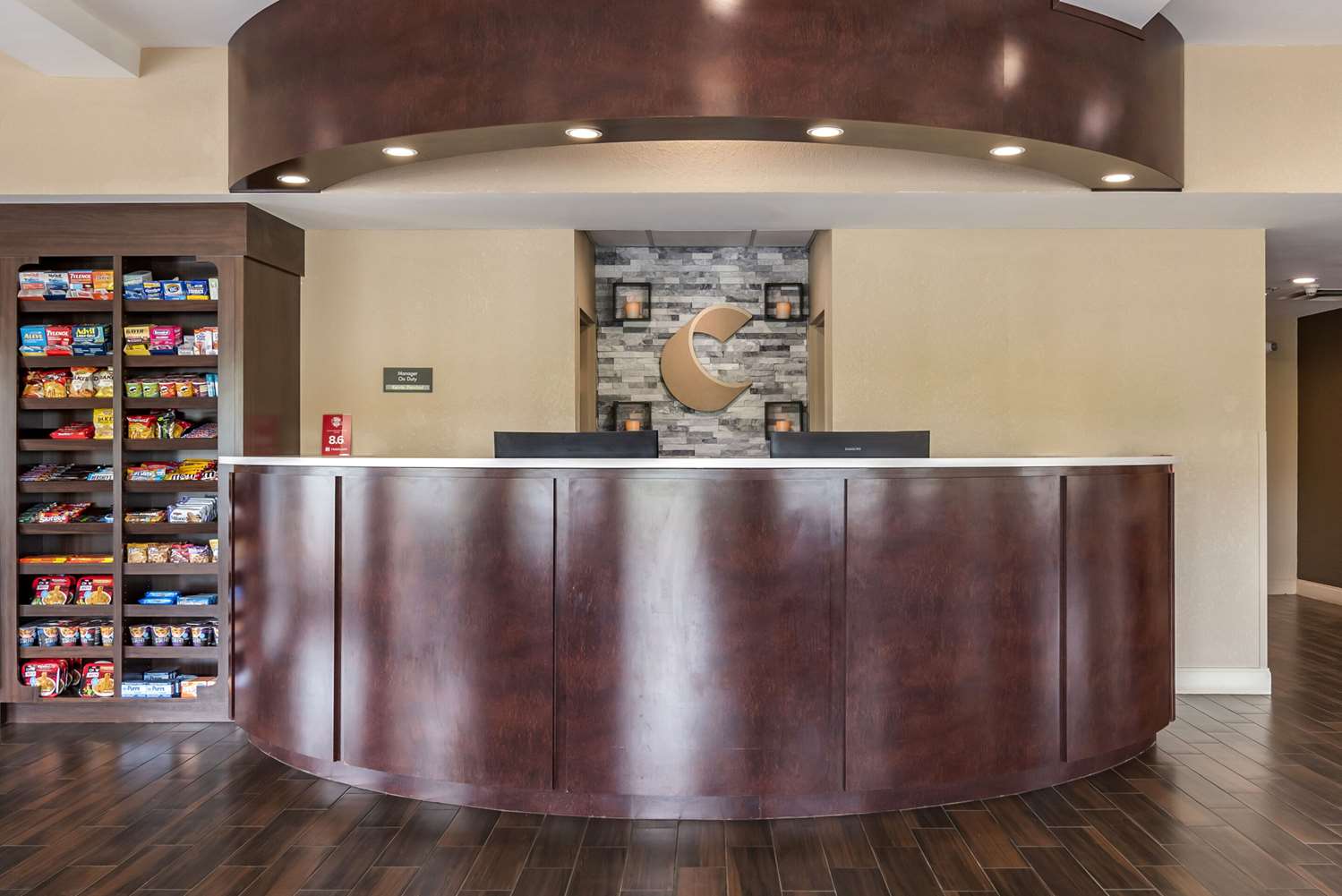 Comfort Suites Pell City near Logan Martin Lake 8/39