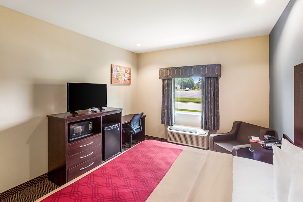 Econo Lodge Baton Rouge University Area 17/23