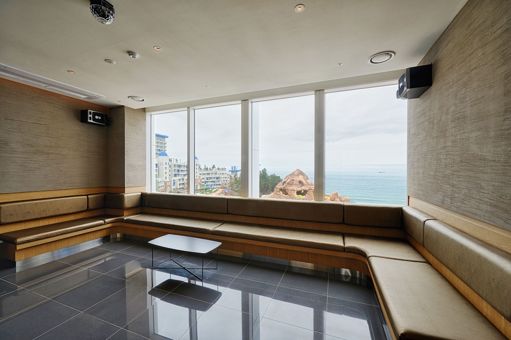 Sol Beach Samcheok 24/46