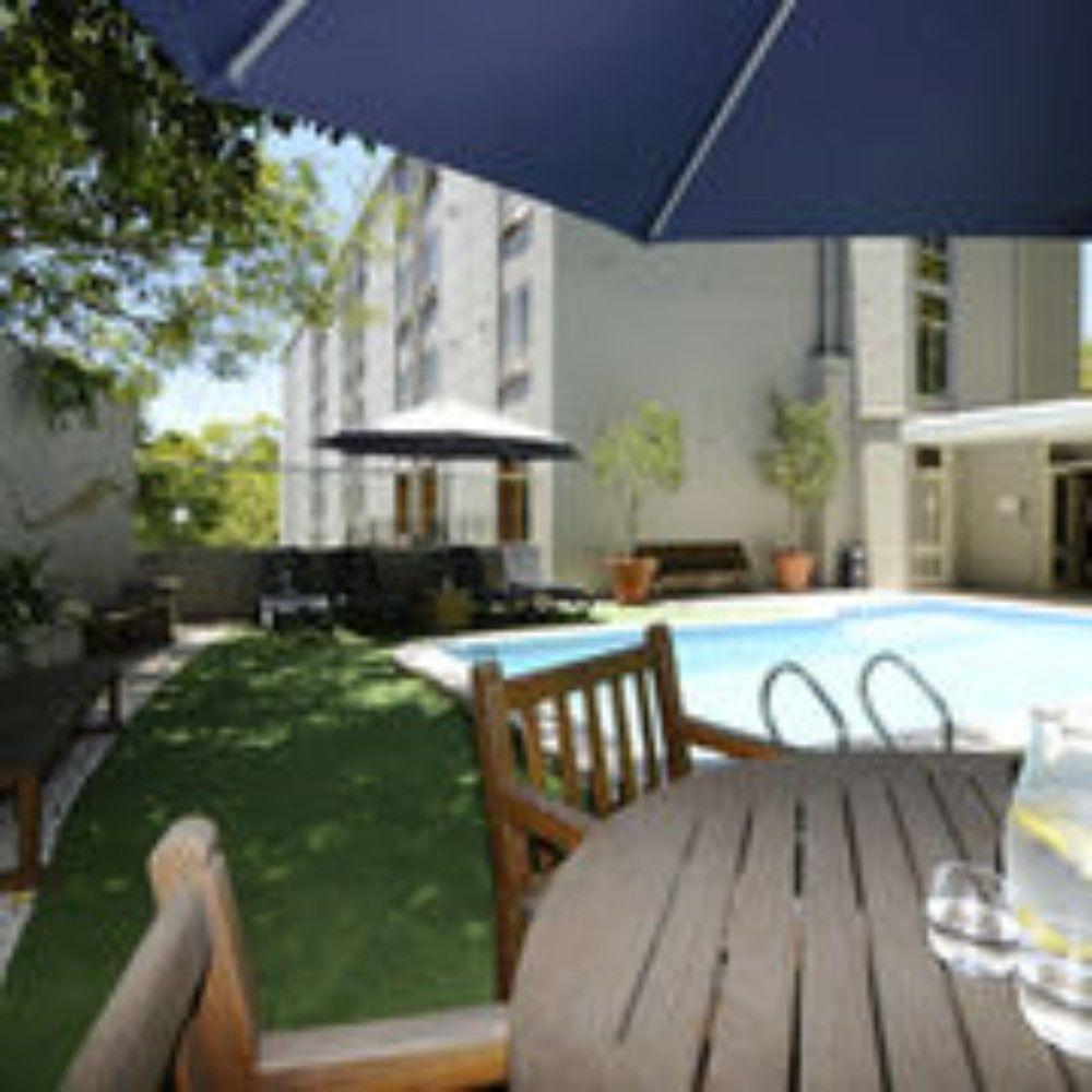 SULLIVANS HOTEL PERTH 14/24