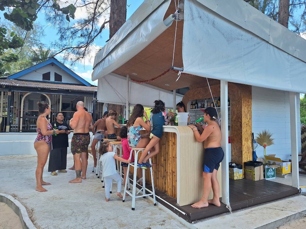 Pan Beach Bungalows 44/50