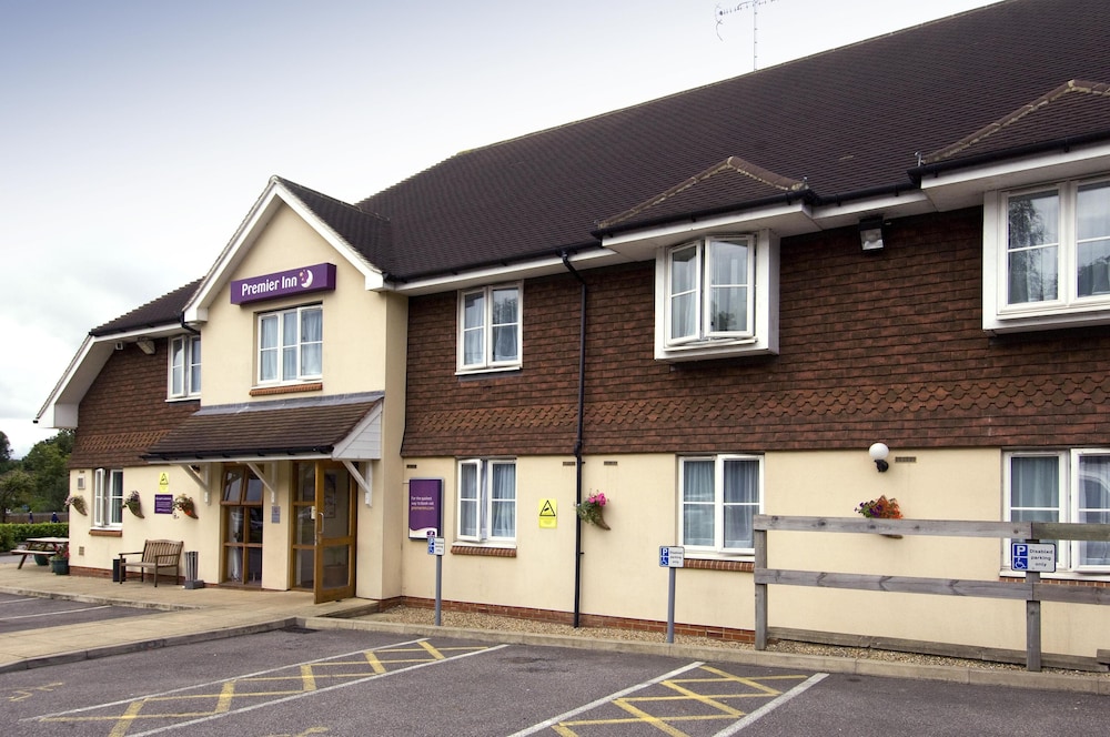 Premier Inn East Grinstead 30/32