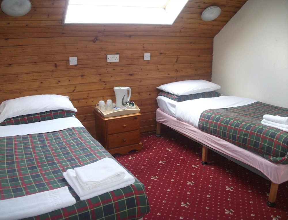 Edinburgh House Hotel 30/50