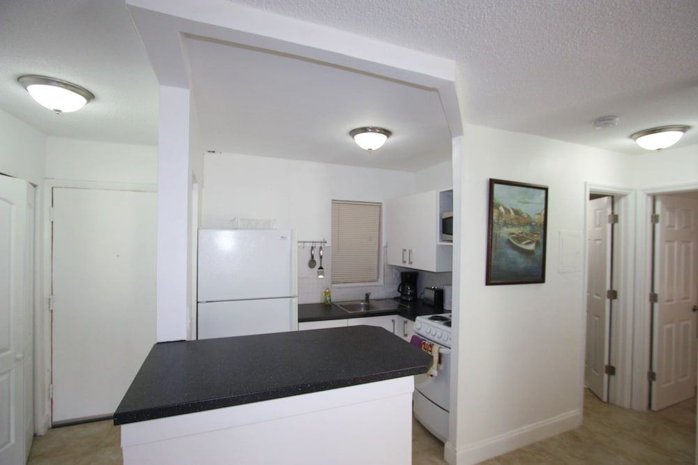 Sunny Isles Apartments 20/73