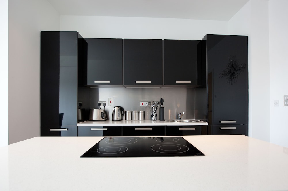 Lobby at The Spires Serviced Apartments Glasgow, GLASGOW