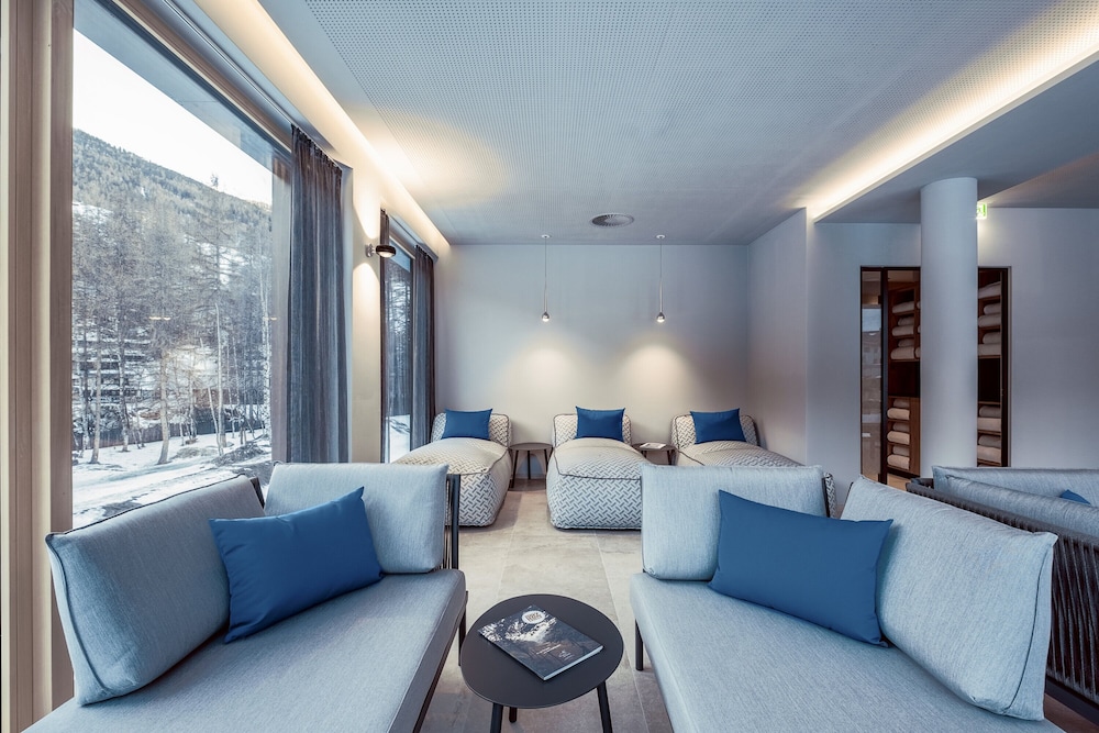 Hotel Castello Falkner 53/74