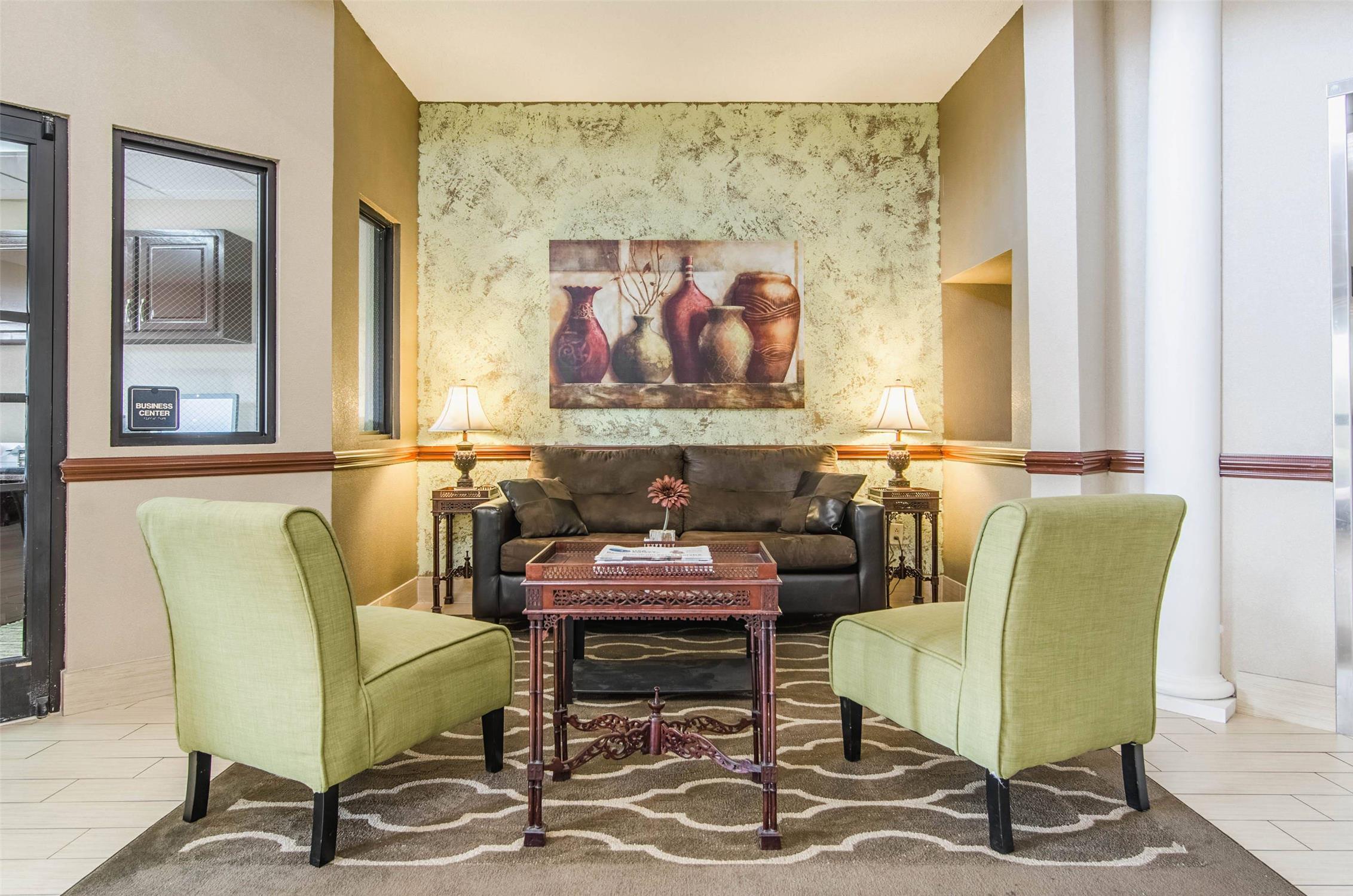 Quality Suites Graham - Burlington South 36/41