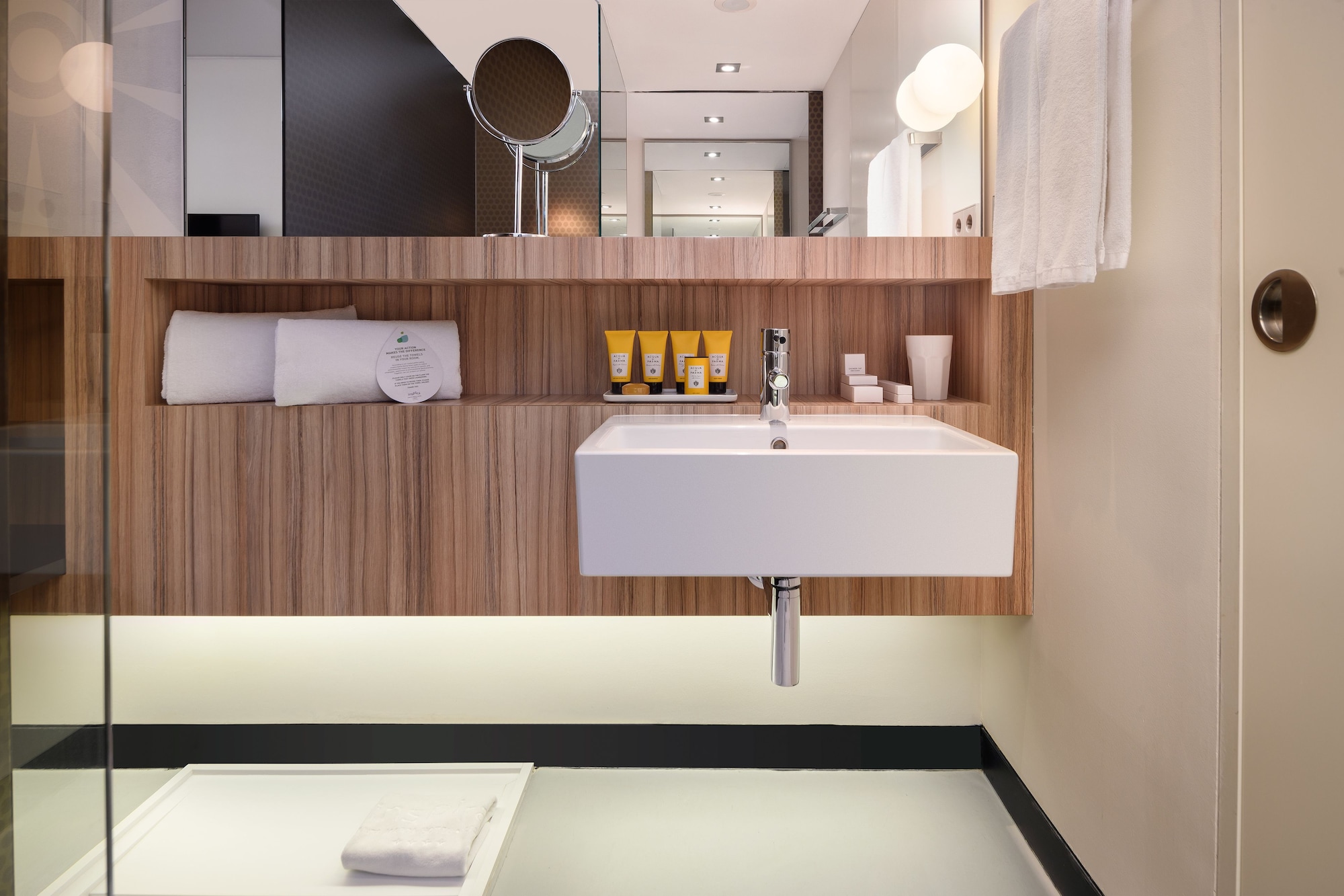 SPA, SUITE