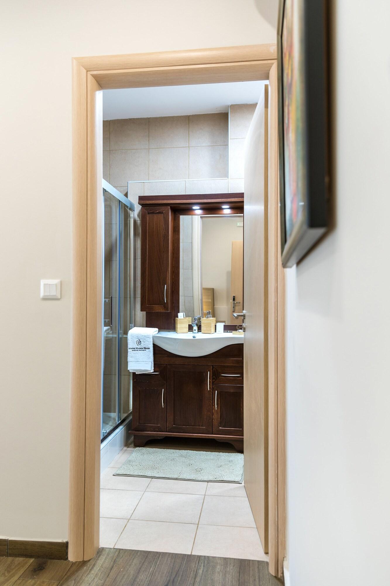 غرفة سوبيريور بسرير كوين، Athens Manor Houses 8/8