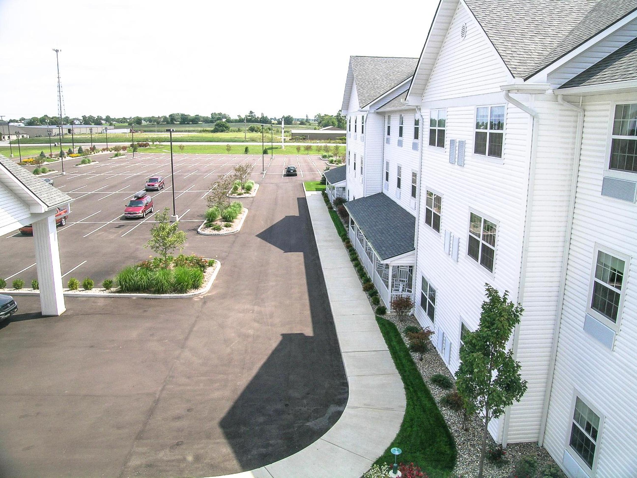 Blue Gate Garden Inn 45/50