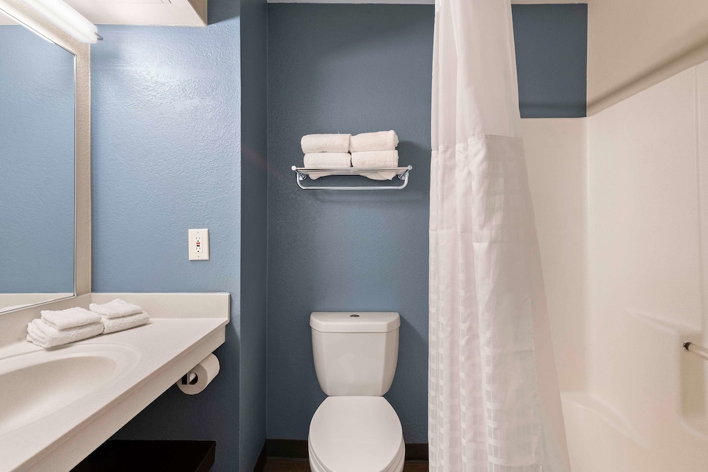 Extended Stay America - Charlotte - University Place 53/53