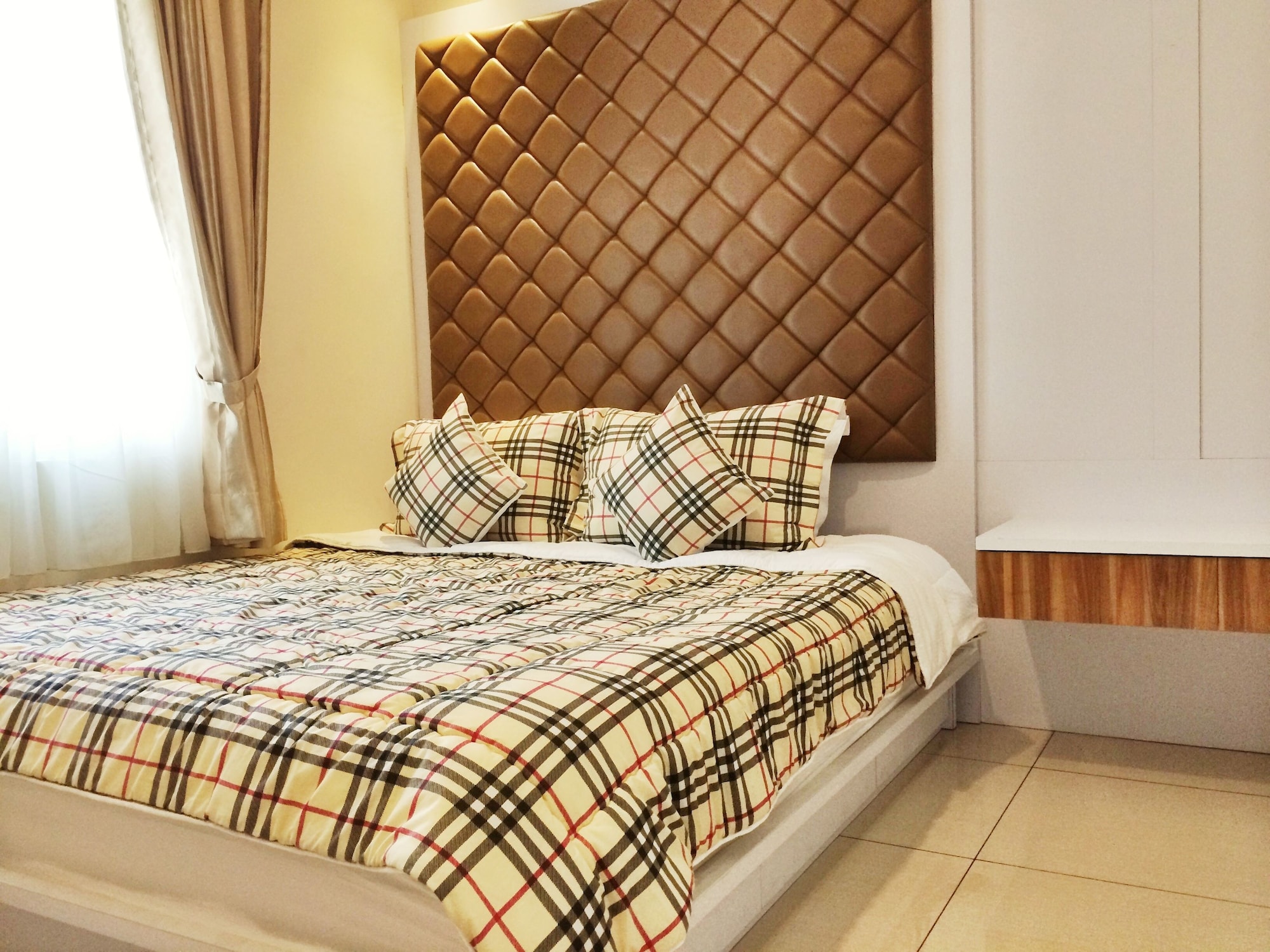 2 BEDROOMS, APARTMENT