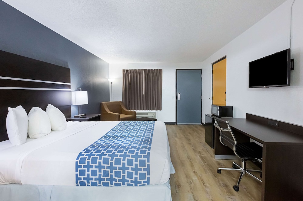 Econo Lodge Lithonia 15/29