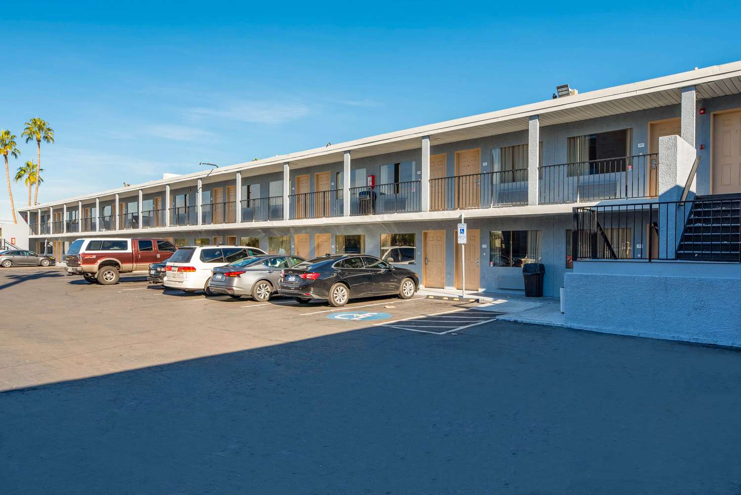 Rodeway Inn Phoenix North I-17 14/18