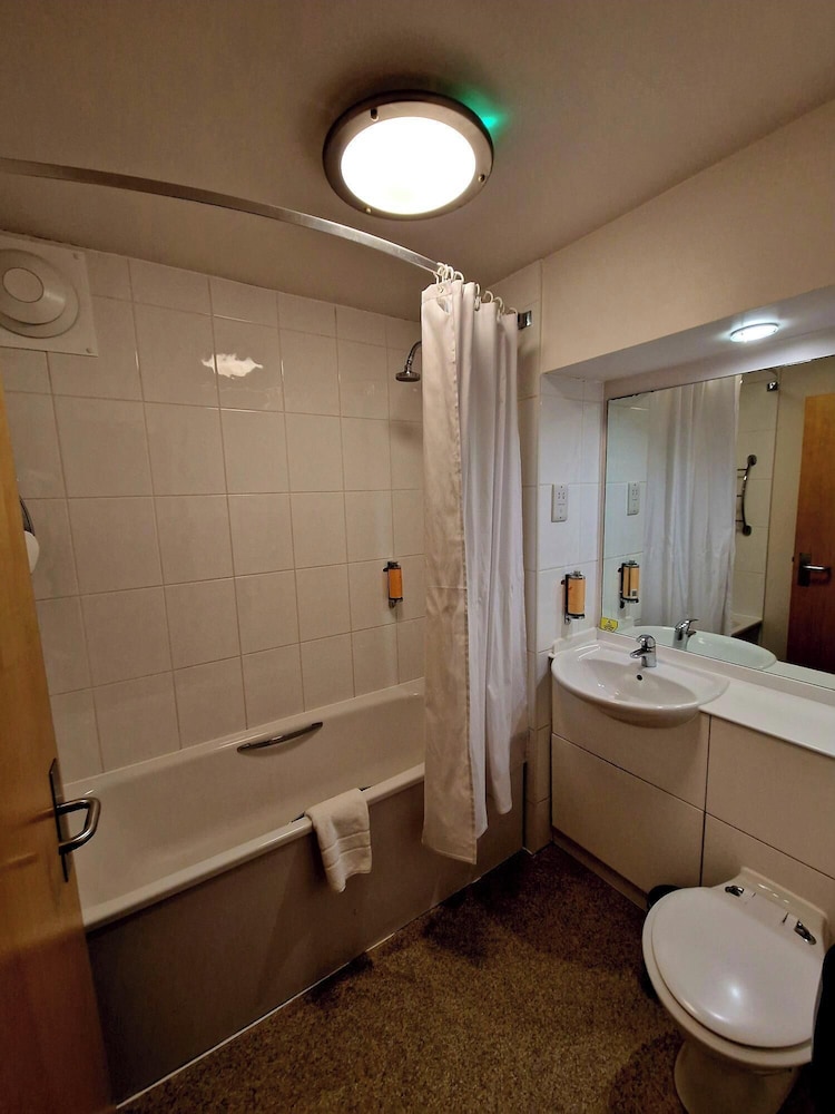 Premier Inn Bournemouth East Lynton Crt 54/54