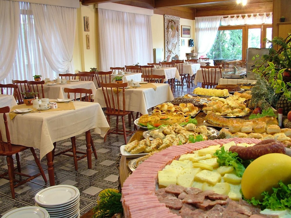 Hotel Sky Gramado 62/65