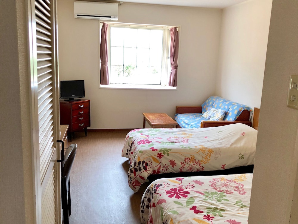 Petit Hotel Key West Club Kibougaoka Onna Village Okinawa 7/19