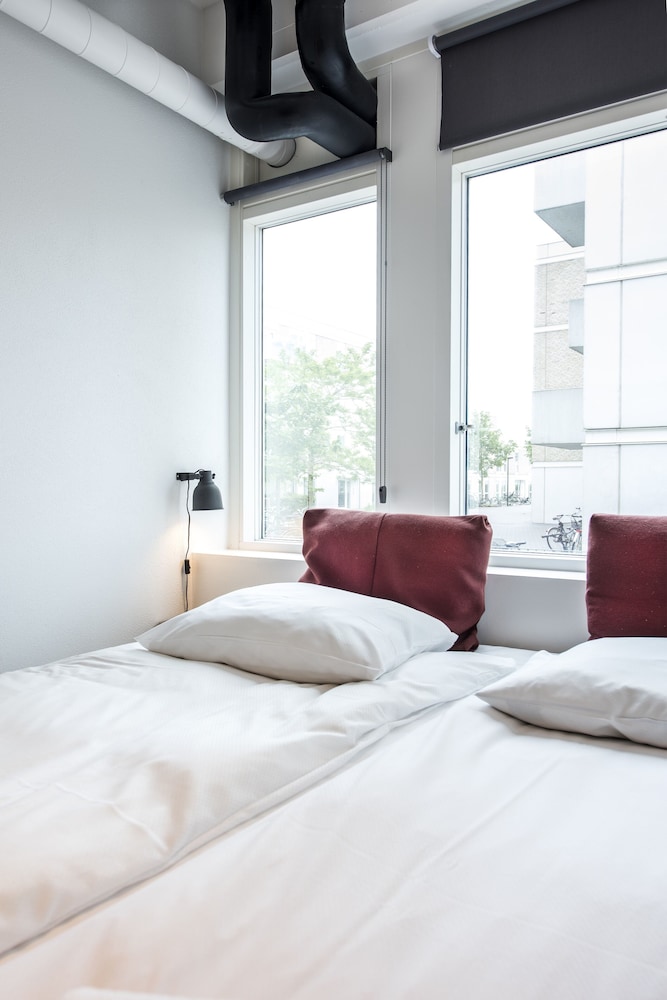 ROOM, DOUBLE BED, KITCHENETTE, SMALL