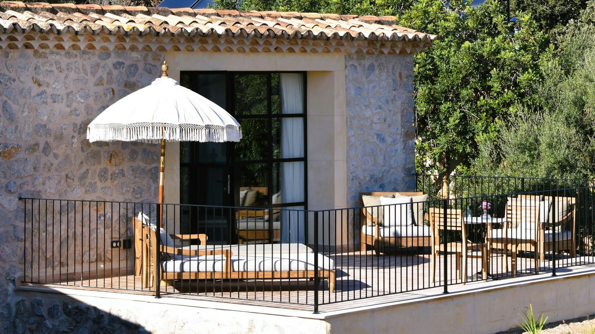 Finca Hotel Can Beneit 1/23