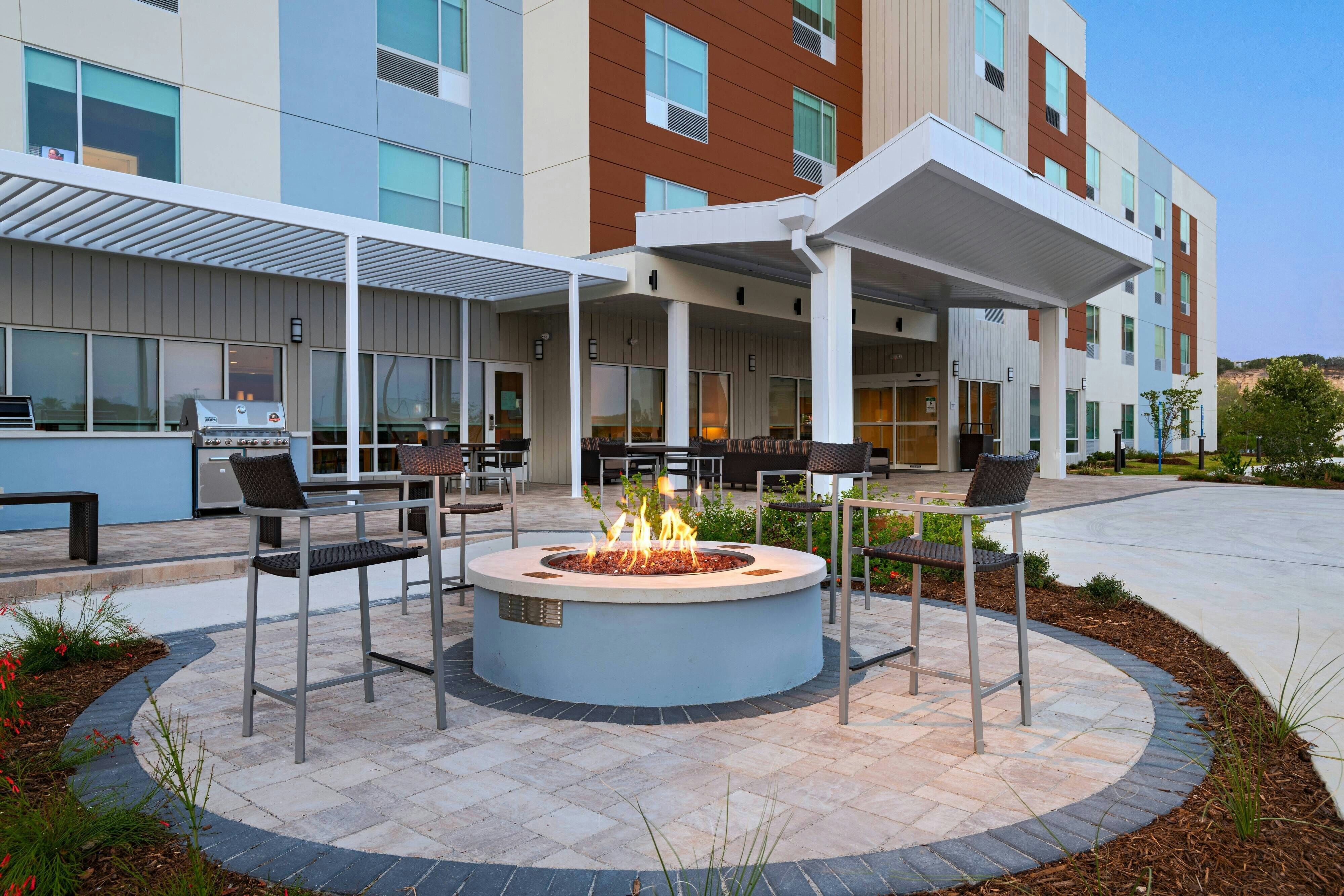 TownePlace Suites by Marriott San Antonio Northwest at The RIM 37/38