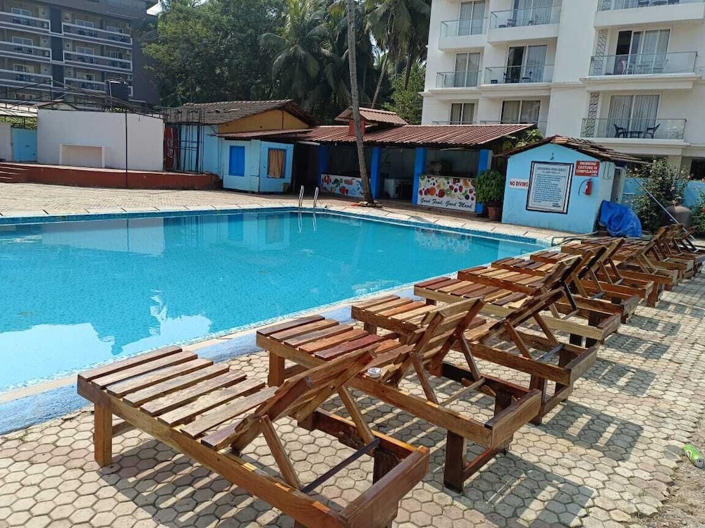 RESORT VILLAGE ROYALE 21/23