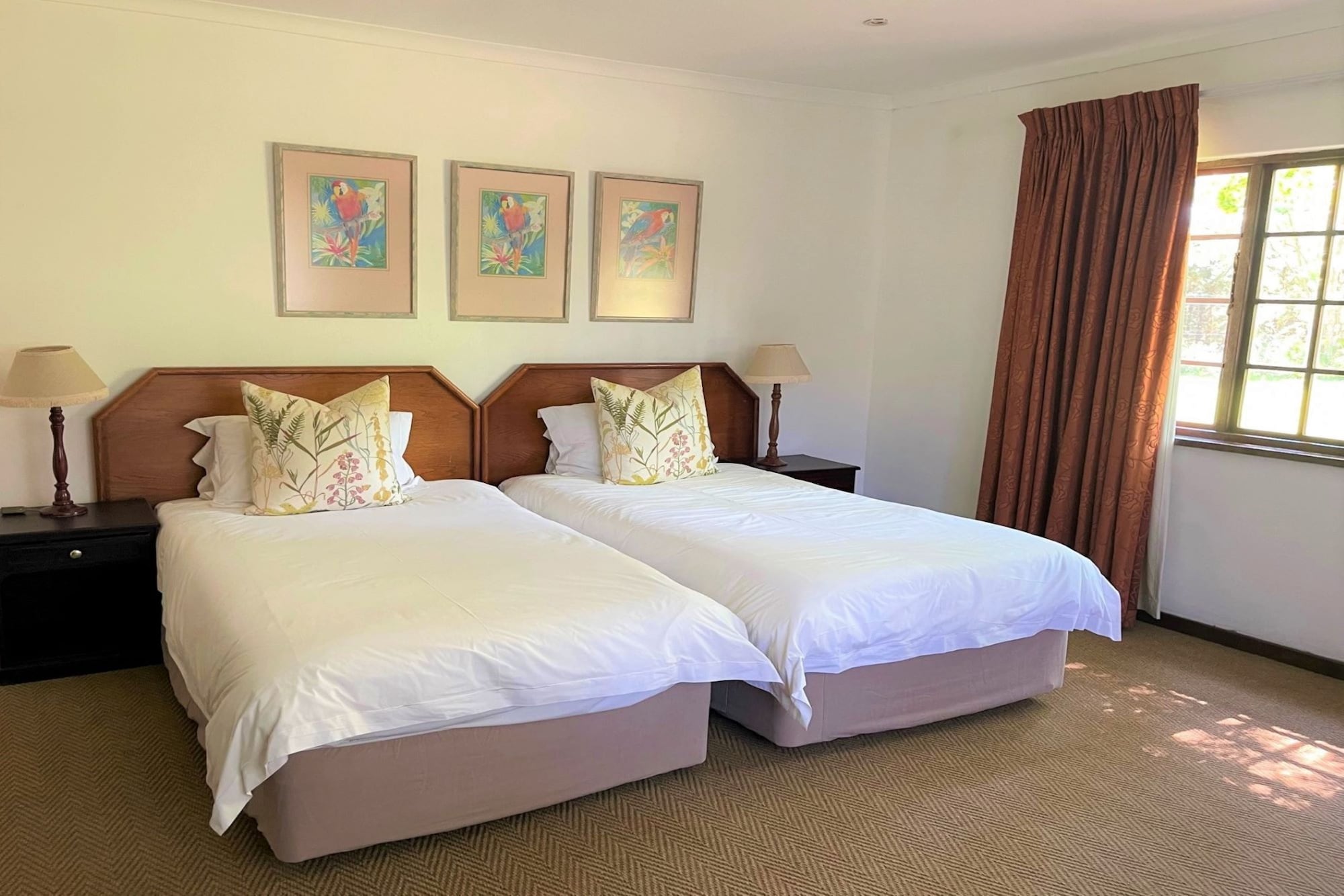 Standard, Twin Beds